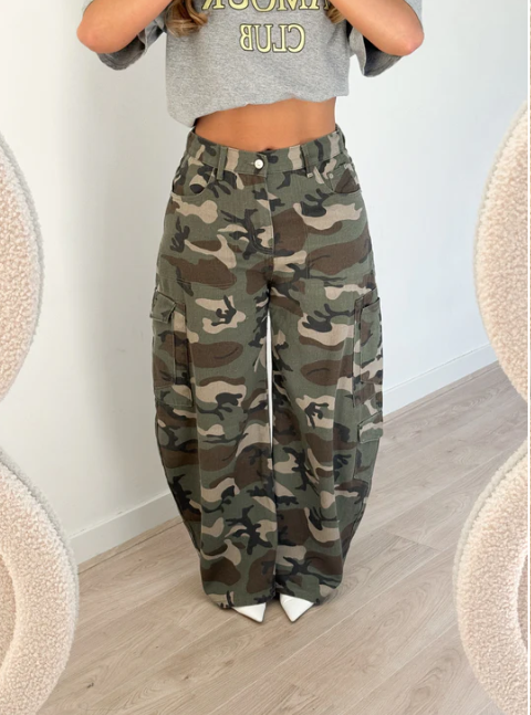 Wide-Leg Cargo Pants
