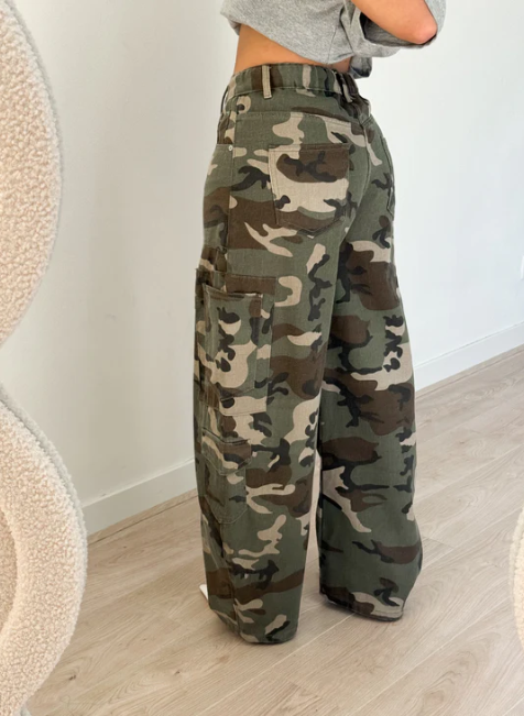 Wide-Leg Cargo Pants