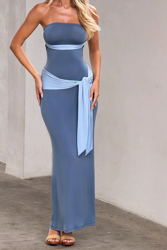 Kleid „Skulpturale Gelassenheit“